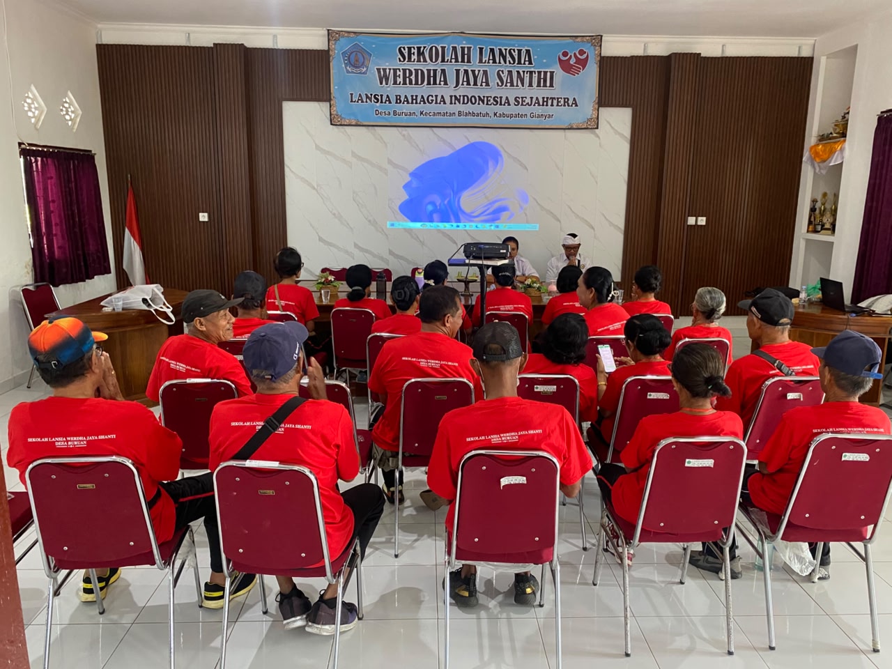 Kelas Lansia Werdha Jaya Shanti Desa Buruan, Wujud Kepedulian terhadap Kesehatan dan Kesejahteraan Lansia